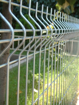 75 X 250mm Round Post 3d Wire Mesh Fence For Freight Yards